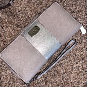Michael Kors Pearl Grey Continental Wallet